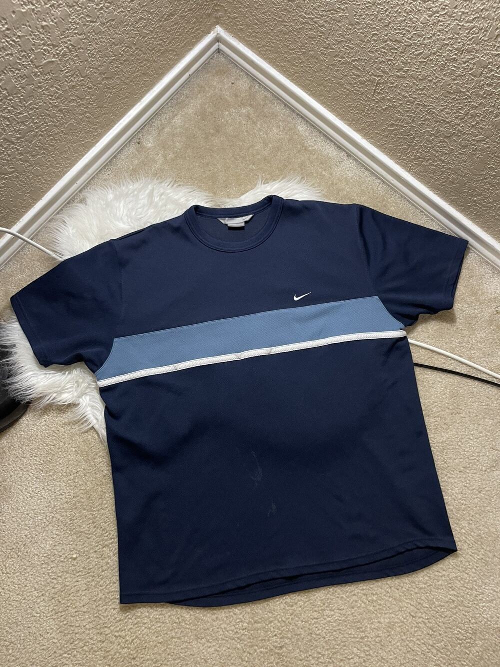 Vintage Y2K Nike Mens XL Navy Blue Embroidered Swoosh Chest Stripe Shirt DriFit